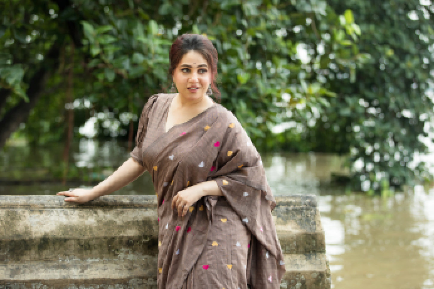 Lovable Hearts Brown Cotton Saree