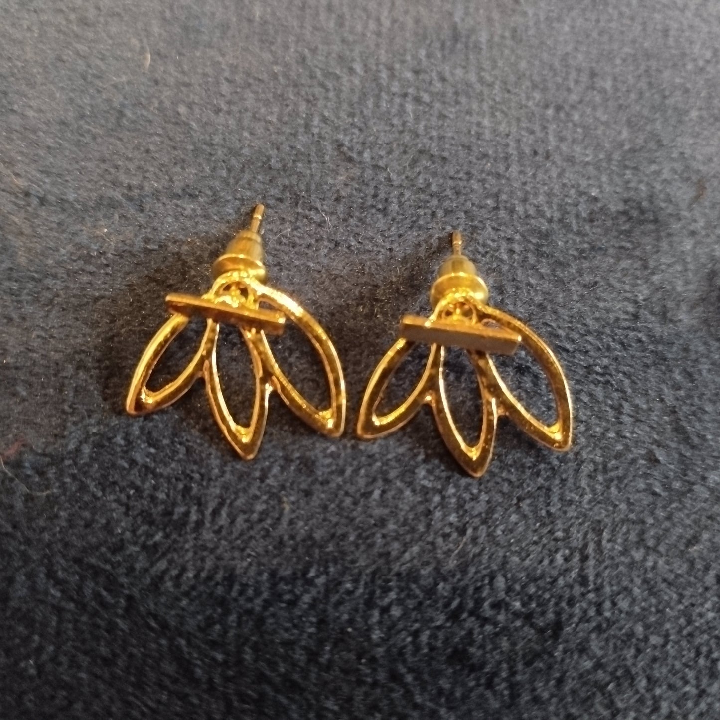 Don't Leaf Me-Golden Ear Jackets Earrings