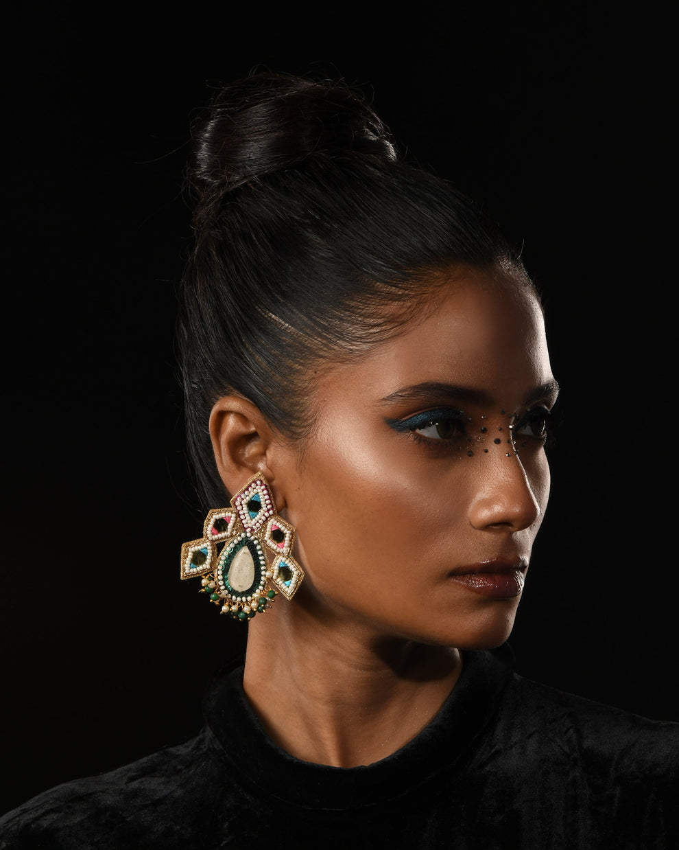 all-eyes-on-you-earrings-cloture