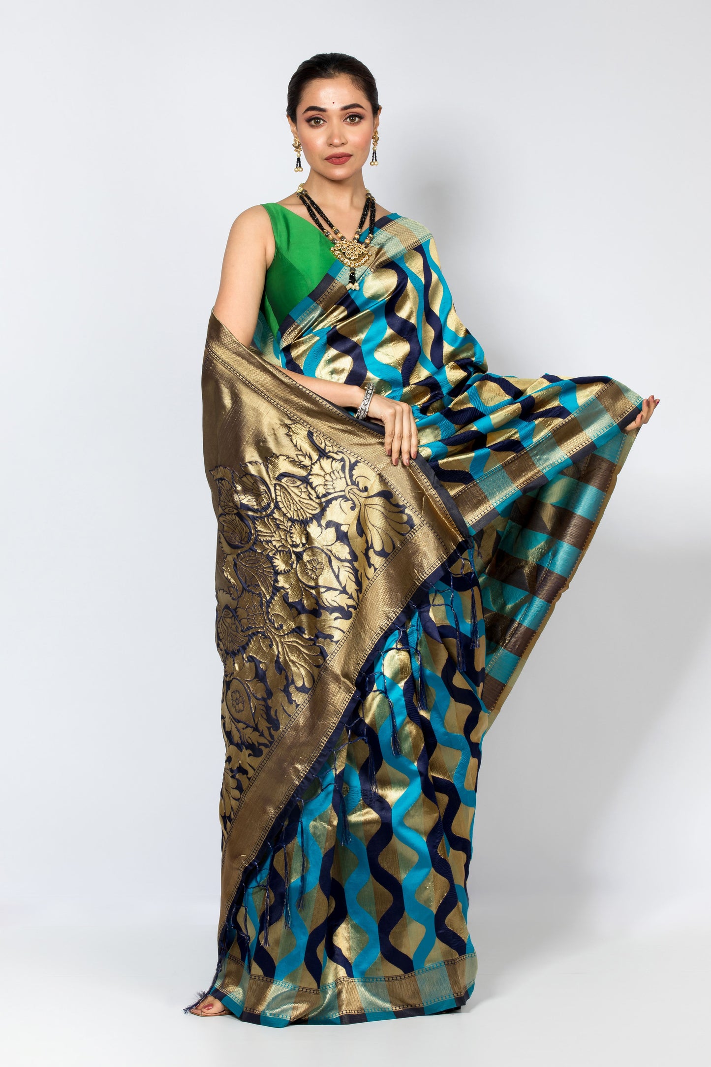 Wave Silk Zari Saree